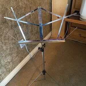 Hamilton Shiny Silver Music Stand
